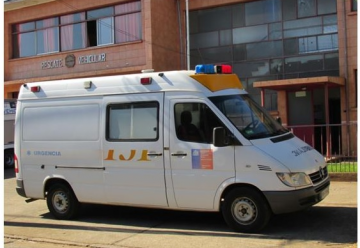 Servicio de salud entregó vehículo a Bomberos de Collipulli