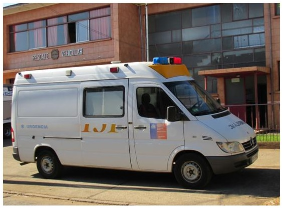 Servicio de salud entregó vehículo a Bomberos de Collipulli