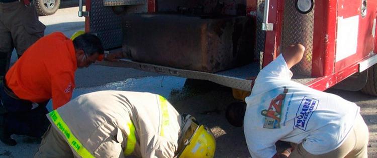 Se incendia casa y bomberos no llegan por falla en camión