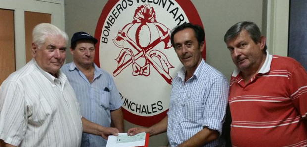 Bomberos de Sunchales recibieron 50 mil pesos para equipamientos