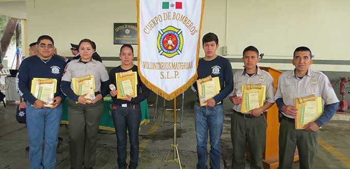 Se capacitaron para integrar el Cuerpo de Bomberos de Matehuala