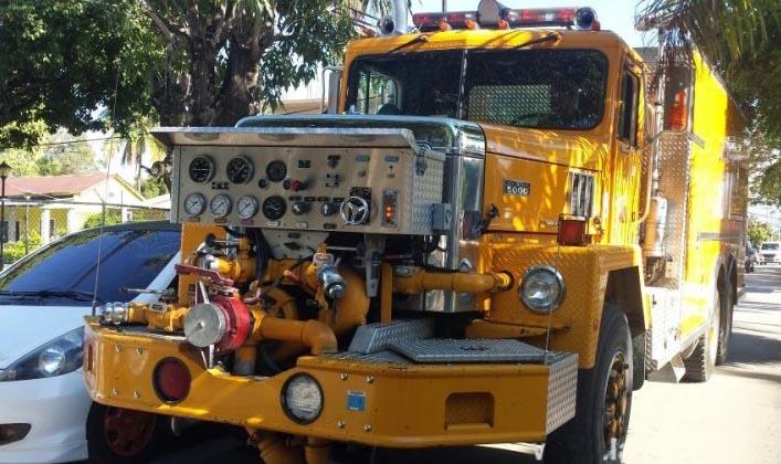 Cuestionan la compra de un camión para el cuerpo de Bomberos