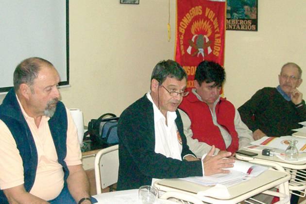 Duro reclamo de Federación de Bomberos del Chubut por el pago de subsidios