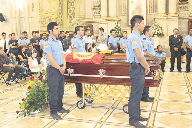 Deja profunda huella en el cuerpo de bomberos