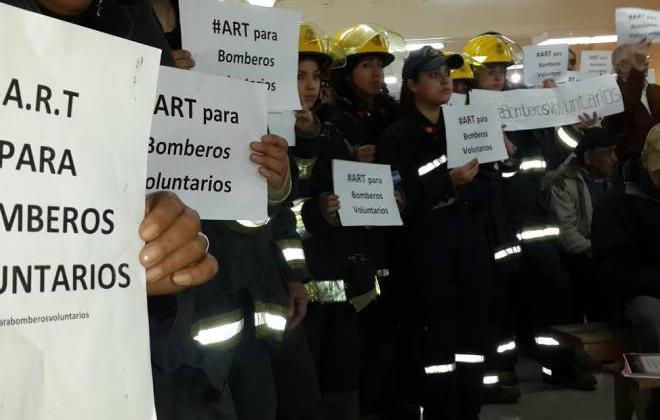 El reclamo por una ART para Bomberos Voluntarios llegará al Senado