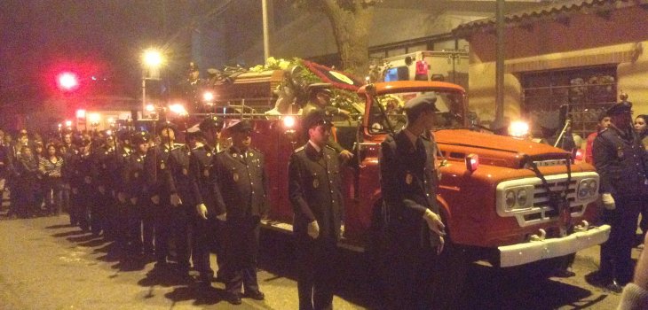 Valparaíso despide a superintendente de Bomberos de Olmué en multitudinario funeral