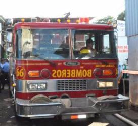 Incendio arrasa cuatro tramos en el mercado Huembes