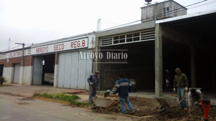 Avanza la construcción del nuevo galpón en el cuartel de Bomberos Voluntarios