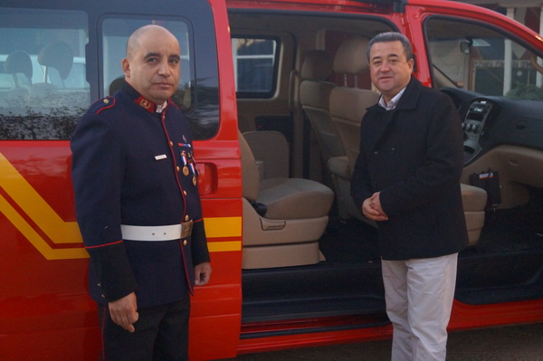 Bomberos de Población recibe un nuevo vehículo de transporte
