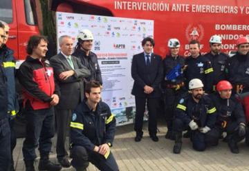 Los bomberos de Alarcon cuentan con un nuevo vehículo autoescala