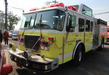 Nuevo carro de Bomberos Americano para la Cuarta Compañía Peñaflor