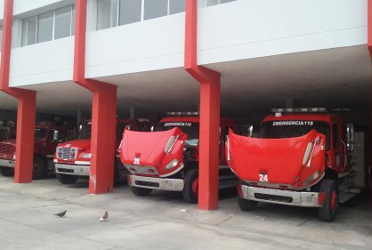 Solo 3 máquinas de bomberos sirven para atender emergencias en Barranquilla