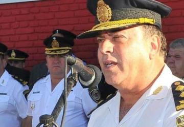 Ahora, desplazaron al  jefe de Bomberos de la Policia