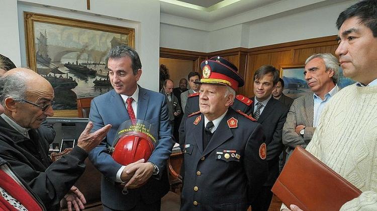 Beneficios en su día para los Bomberos voluntarios de Mendoza