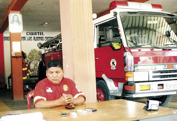 Sacan a jefe de bomberos por mostrar deficiencias