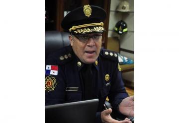 El Presidente Varela ratifica a Villar en los bomberos