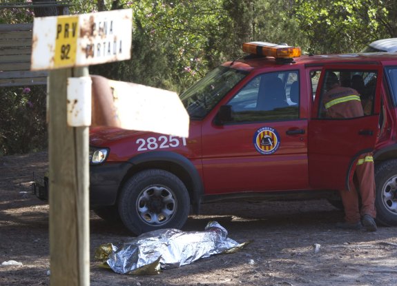 Fallece un bombero al caer al agua