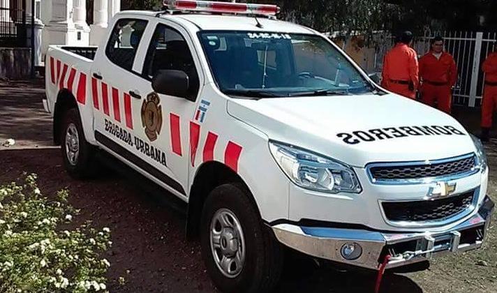 Bomberos Voluntarios de Rio Ceballos se presentó la nueva unidad O Km.