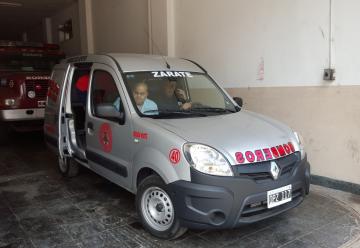 Bomberos de Zarate ya utiliza la nueva ambulancia