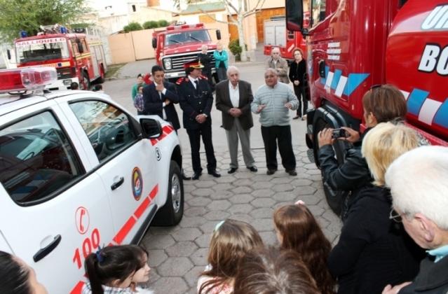 Bomberos de Salliqueló presentó nuevas unidades