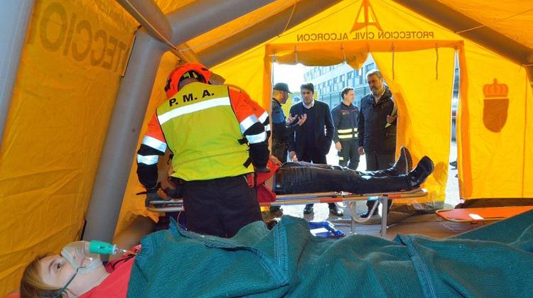 Simulacro de incendio con dos heridos en Alarcon
