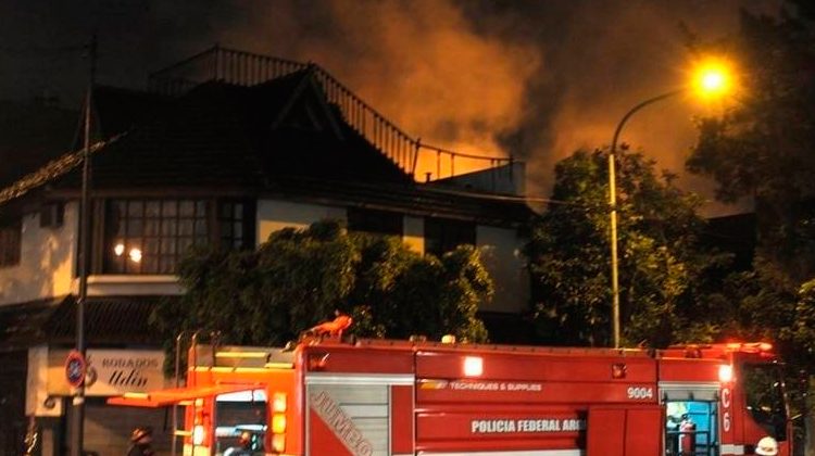 Se incendió una maderera de Floresta