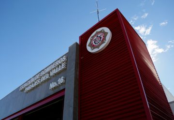 Entregan estación de bomberos en Zona Este