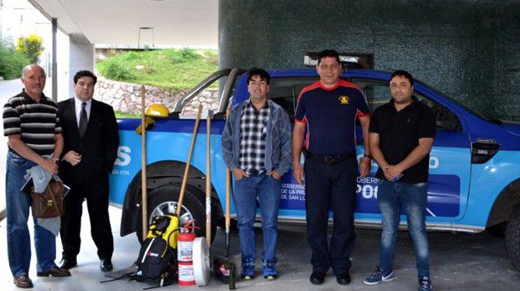 Entregaron equipamiento a Bomberos de Papagayos