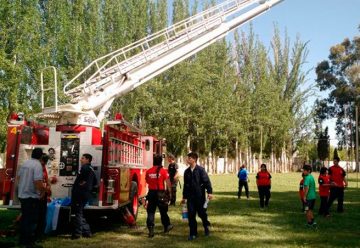 Futuros bomberos se entrenaron en Cipolletti