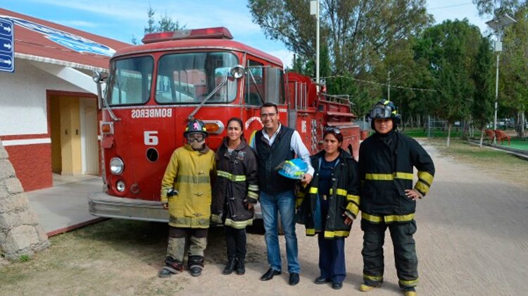 Cadereyta Adquiere Carro De Bomberos