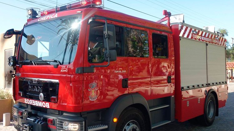 Nuevo Carro Bomba para Bomberos de Chépica