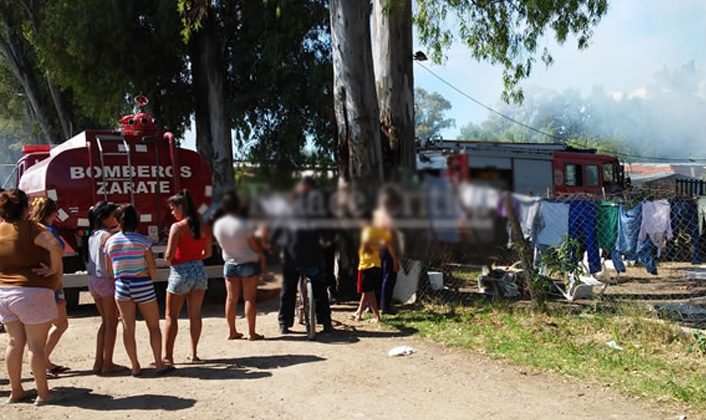 Bomberos otra vez insultados mientras asistían un incendio.