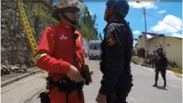 Policías y bomberos se enfrentaron durante un simulacro de rescate
