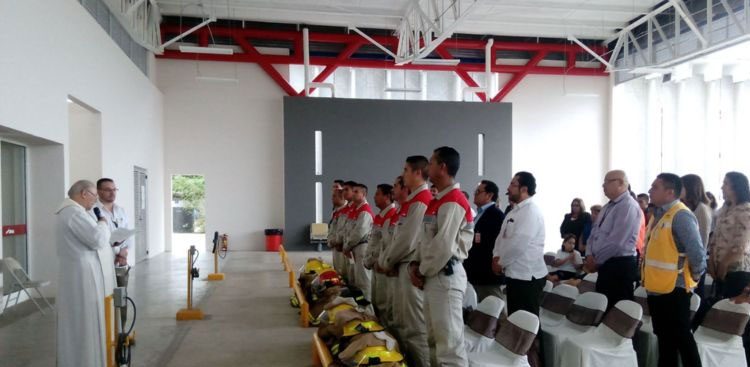 Inauguran en Aeropuerto nuevo cuartel de bomberos