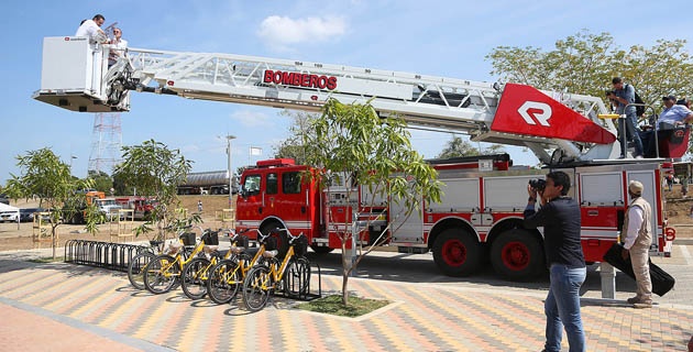 Bomberos, con nueva máquina para atender emergencias en alturas