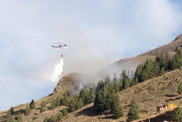 Bomberos trabajaron más de 7 horas para detener un incendio