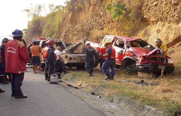 Comandante de los Bomberos sufrió accidente