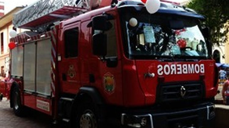 Máquina para incendio en alturas recibió Bomberos Villavicencio
