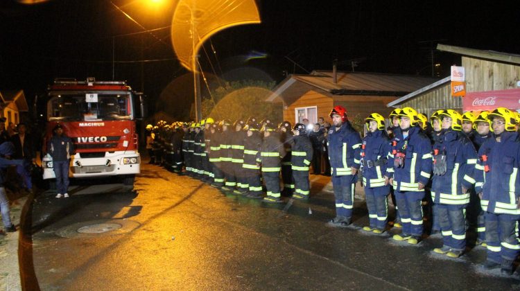 Bomberos de Ramadillas cuenta con nuevo carro bomba