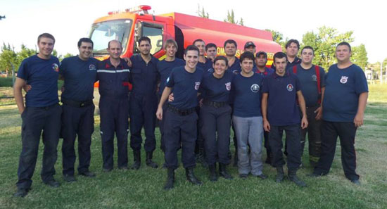 Bombero voluntario salvó la vida de una mujer y su hijo