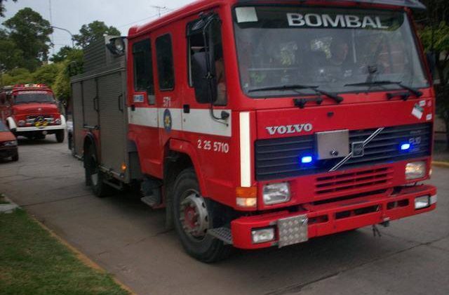 Bomberos Voluntarios de Bombal tiene autobomba nueva