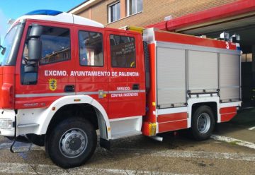 El Ayuntamiento de Palencia dota un nuevo camión autobomba