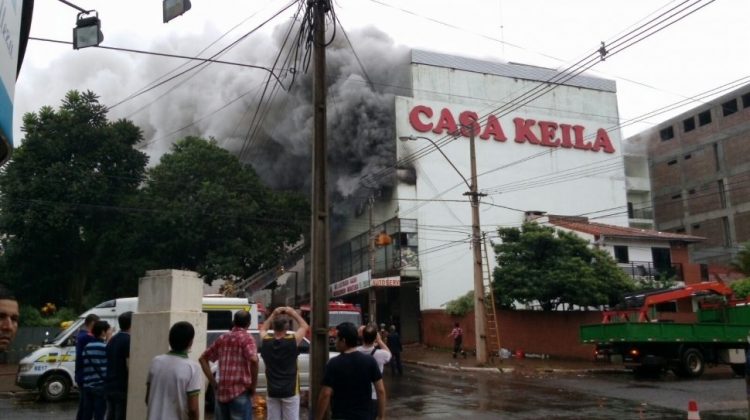 Más de 20 horas de lucha contra el incendio