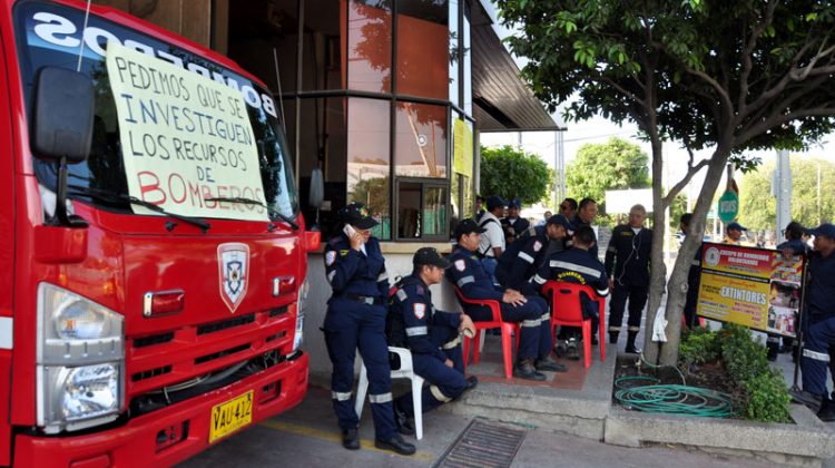 Bomberos de Valledupar exigen la renuncia de su capitán