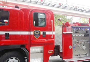 Montería tiene dos nuevas máquinas de bomberos