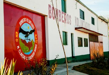 Bomberos Voluntarios rescato a parapentista en Niña Paula