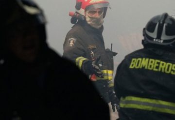 Un bombero resultó con heridas en incendio en Tierra Amarilla