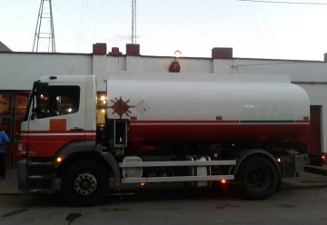 Bomberos de San Vicente recibio nuevo camión cisterna