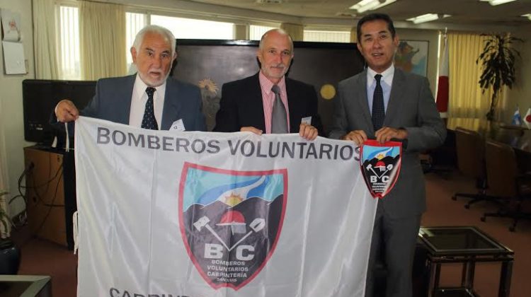 Japón dona autobomba a Bomberos Voluntaros de Carpintería