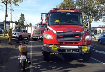 Choca unidad de Bomberos cuando iba a atender emergencia